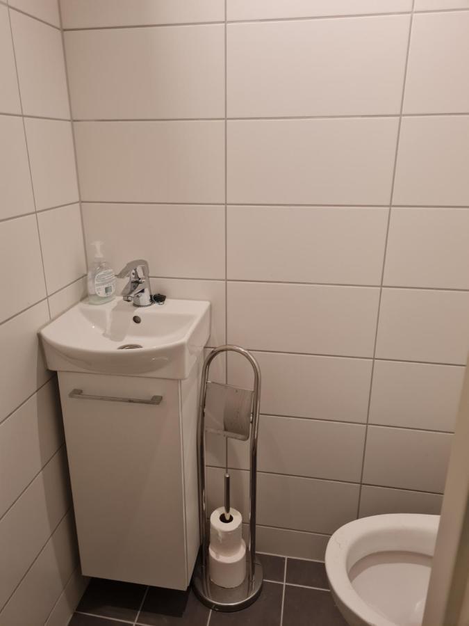 Privat Room In Shared 3 Rooms Apartment Manglerud Oslo Exterior photo